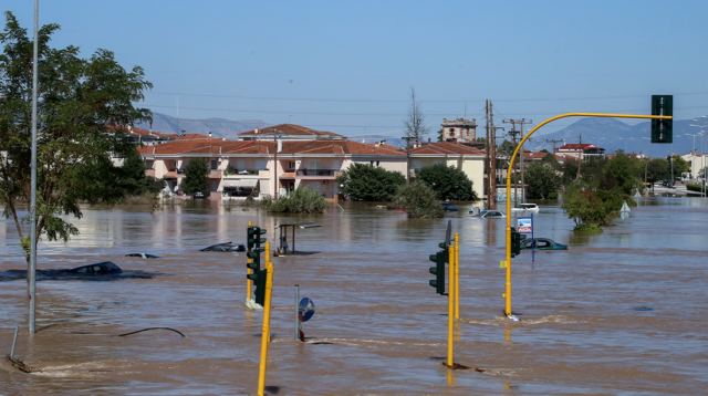 Καιρός: SOS για Θεσσαλία από Τσατραφύλλια - Σε λιγότερο από 20 ώρες θα πέσει νερό που πέφτει σε 3 μήνες