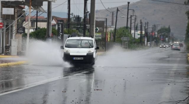 Θεσπρωτία: Μήνυμα του 112 για έντονα καιρικά φαινόμενα – «Περιορίστε τις μετακινήσεις»