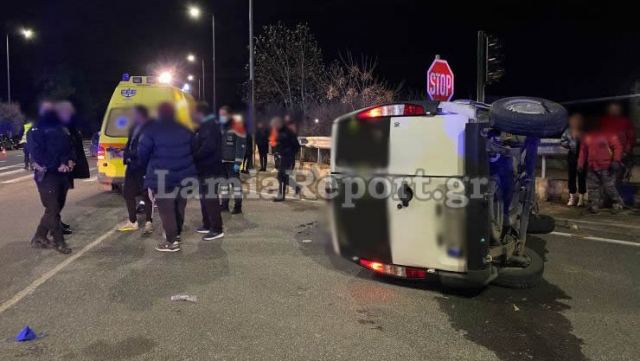 Λαμία: Τροχαίο με σφοδρή μετωπική σύγκρουση (ΦΩΤΟ-ΒΙΝΤΕΟ)