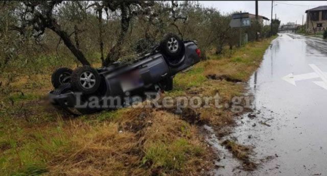 Λαμία: Βρέθηκε τουμπαρισμένος χωρίς να το καταλάβει - ΦΩΤΟ