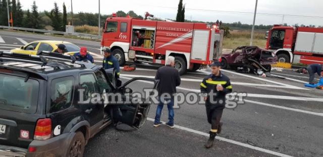 Λαμία: Φοβερό τροχαίο με έναν νεκρό και δυο τραυματίες - ΦΩΤΟ