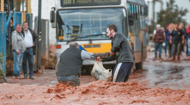 Απόφαση-σταθμός: Πρώτη αποζημίωση 350.000 ευρώ για την τραγωδία στη Μάνδρα