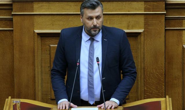 Γιάννης Καλλιάνος: Παρέμβαση Μητσοτάκη ζητούν οι Αγγειοχειρουργοί για να μπει φρένο στην «ανθρωποφαγία» στο «Αττικόν»