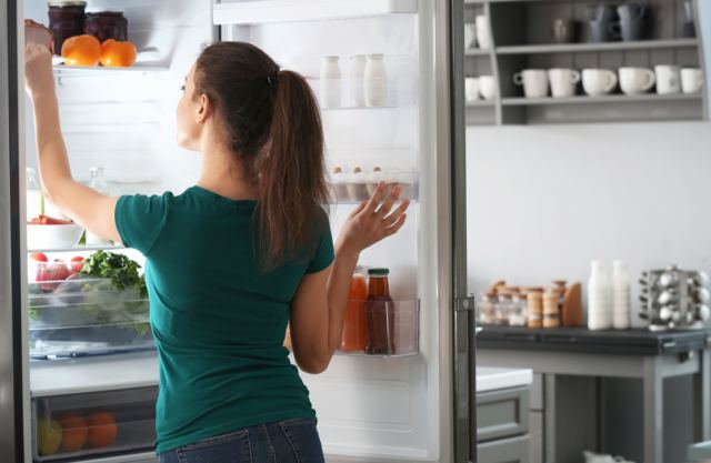 Ζητείται για αγορά μεταχειρισμένο δίπορτο ψυγείο