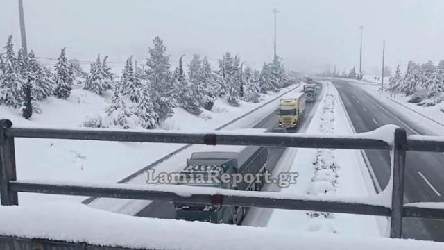 Ανοιχτή και πάλι η εθνική οδός για τα βαρέα οχήματα (ΒΙΝΤΕΟ)