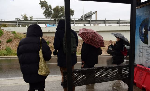 Νέο έκτακτο δελτίο: Περιορίζονται τα φαινόμενα, ποιες περιοχές «χτυπούν»