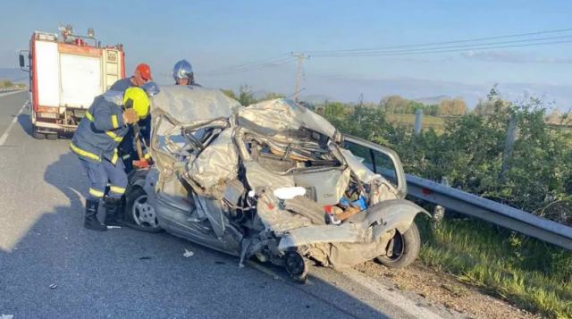 Φοβερό τροχαίο: Σκοτώθηκαν οι γονείς, επέζησε το παιδί