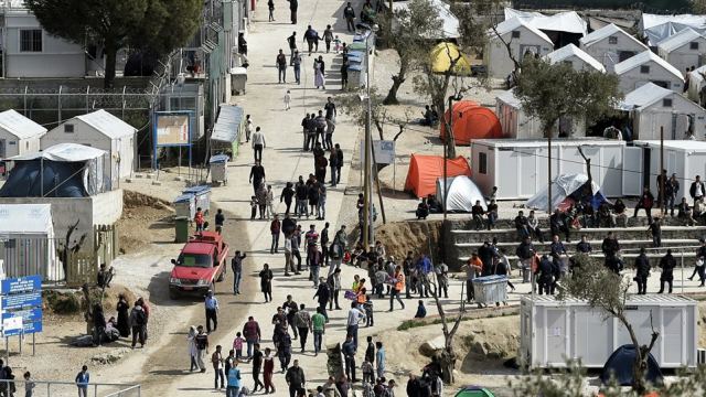 Ο Ανθρωπισμός της χοντρής κονόμας (του Δημήτρη Κακαβά)