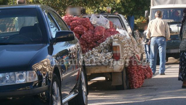 Φθιώτιδα: Πλήρωσε ακριβά τα κρεμμύδια στους μαϊμού μανάβηδες